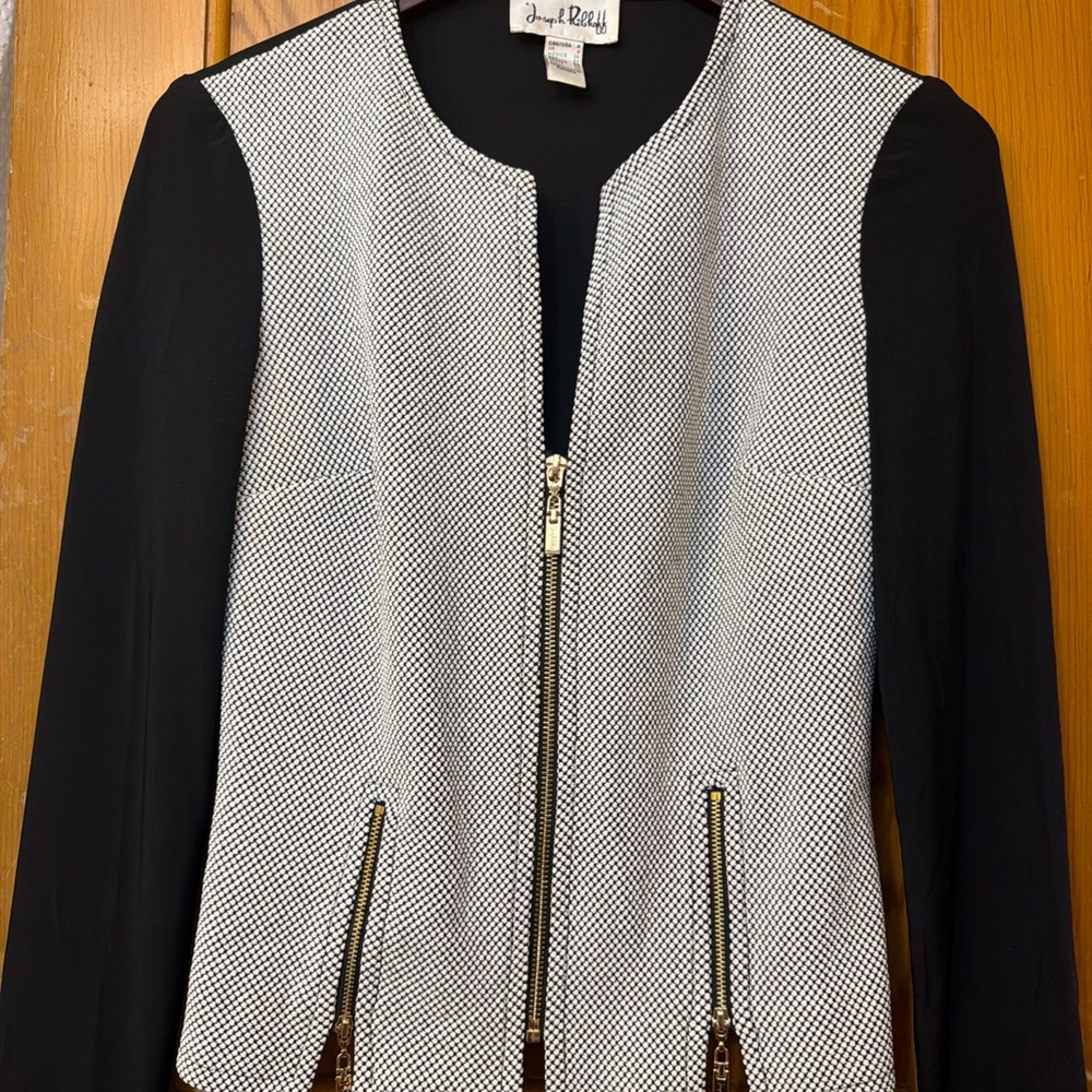 Joseph Ribkoff Mixed Media Tweed & Black Moto Jacket Gold Zippers Canada Size 4